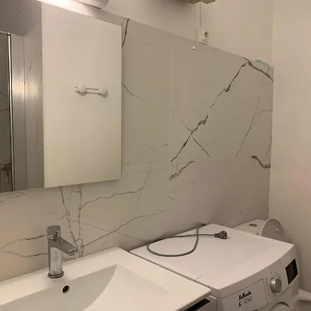 7 Boulevard Des Cotes * Aix-les-Bains